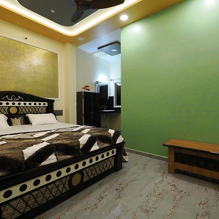 Coconut Homestay Hampi Zewnętrze zdjęcie