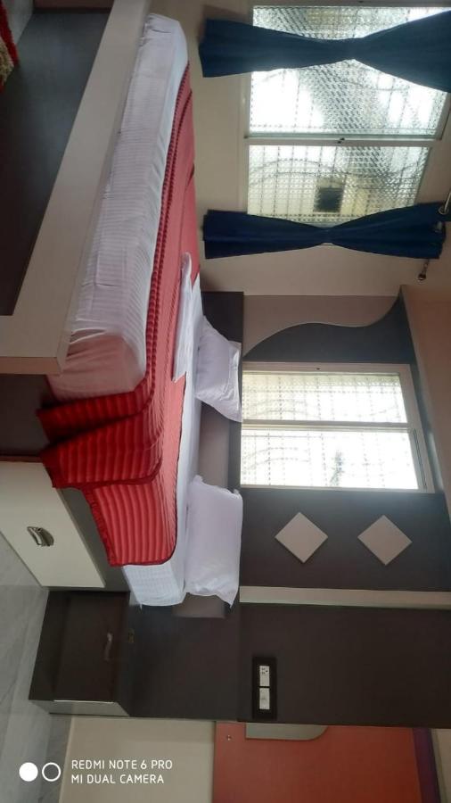 Coconut Homestay Hampi Zewnętrze zdjęcie