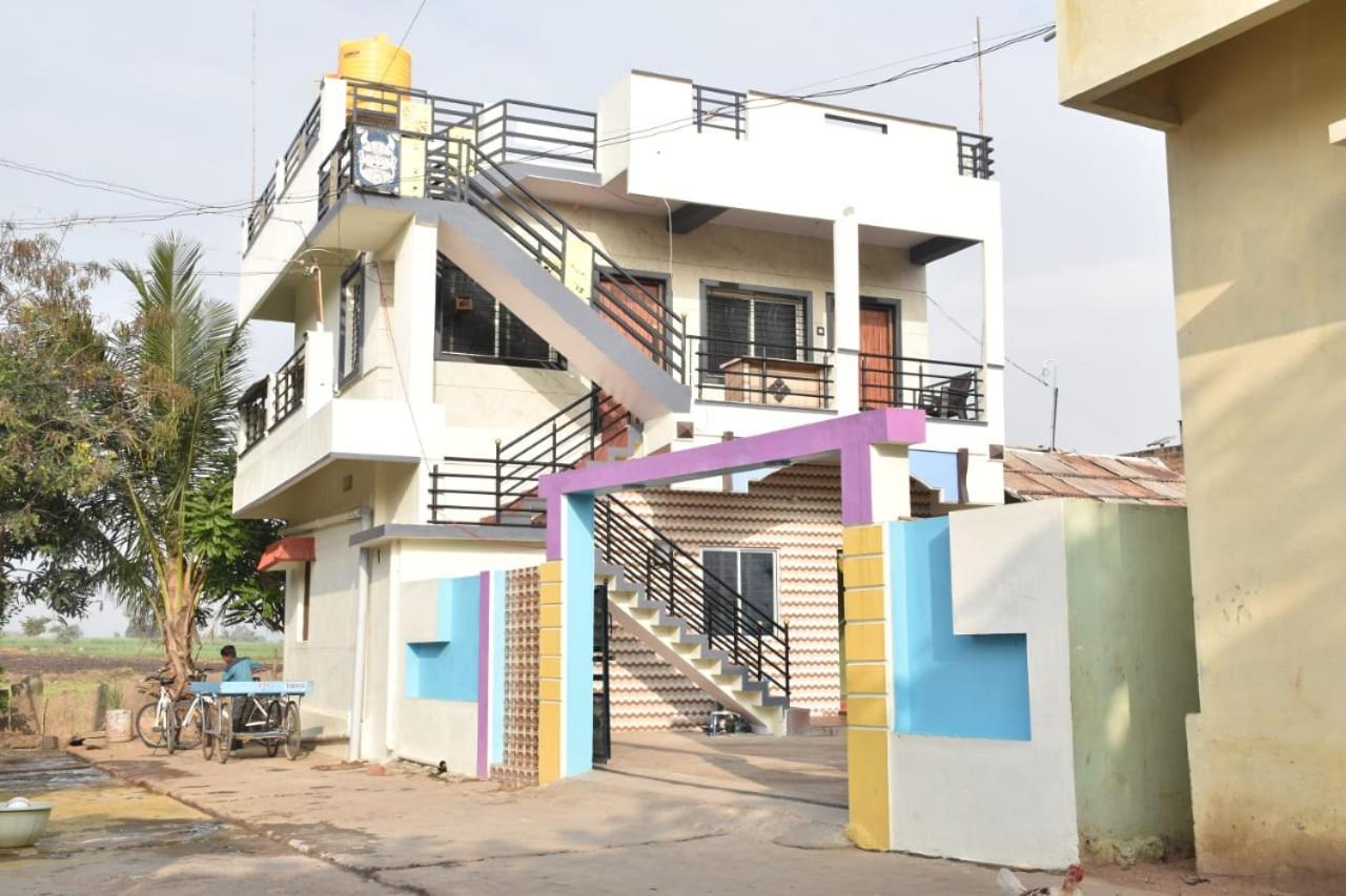 Coconut Homestay Hampi Zewnętrze zdjęcie