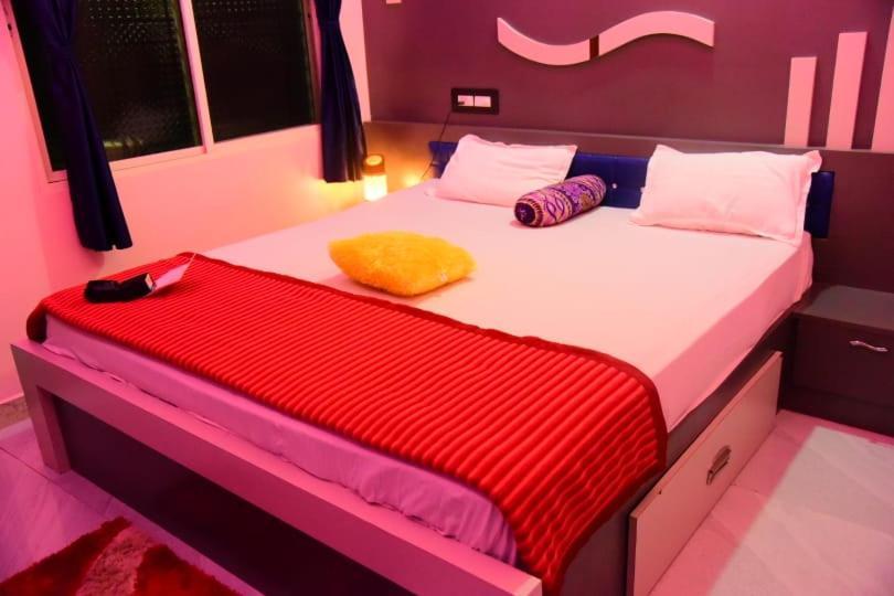 Coconut Homestay Hampi Zewnętrze zdjęcie